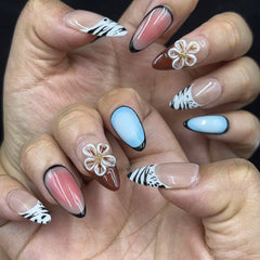 Wildflower Elegance Handmade Nails D443