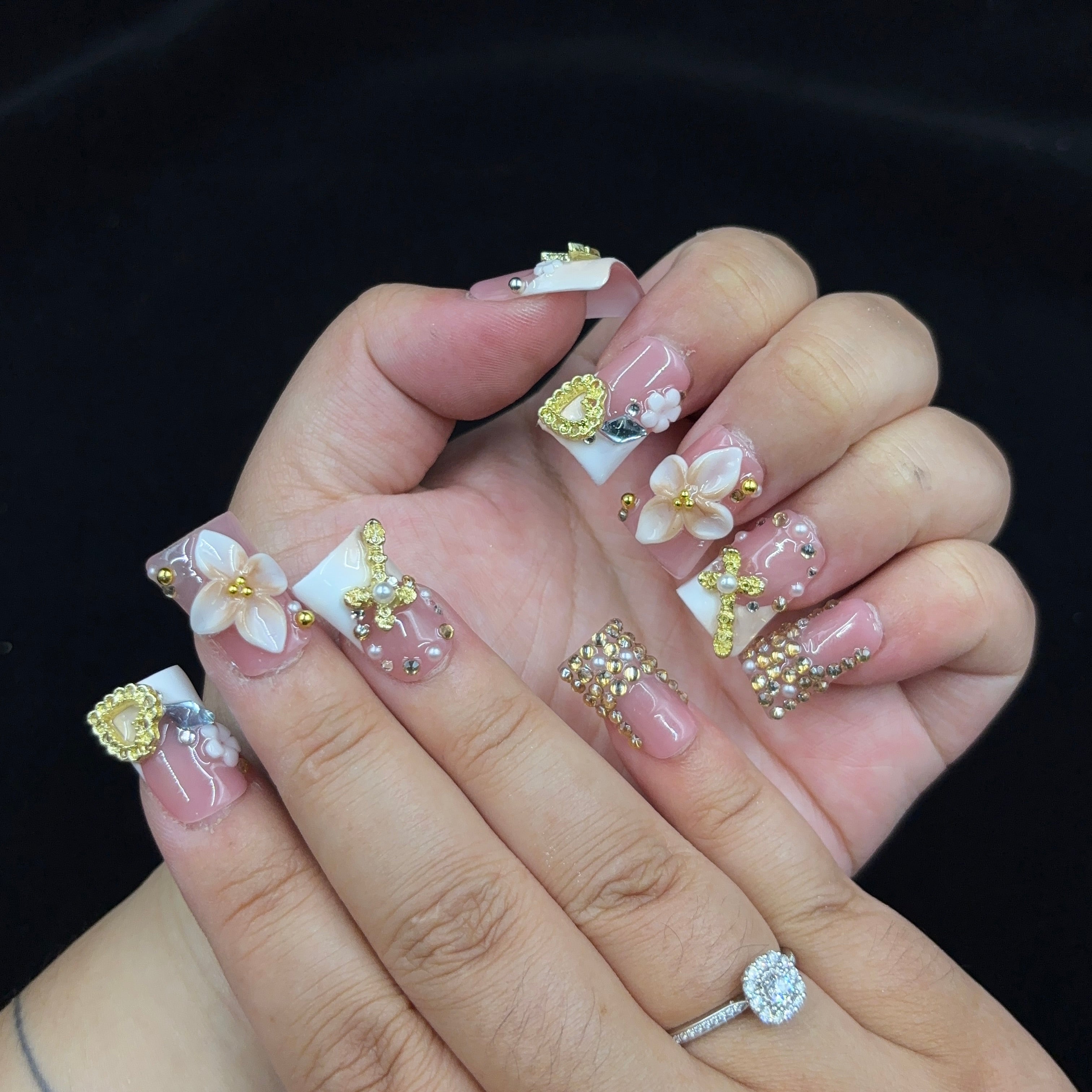 Elegant Blush Handmade Nails L272