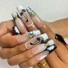 Chic Monochrome Handmade Nails D032