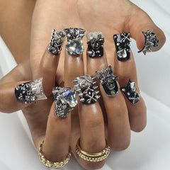 Gothic Glamour Handmade Nails L274
