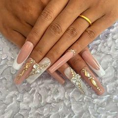 Peachy Elegance Handmade Nails D043