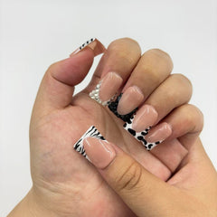 Animal Sparkle Duck Nails D018