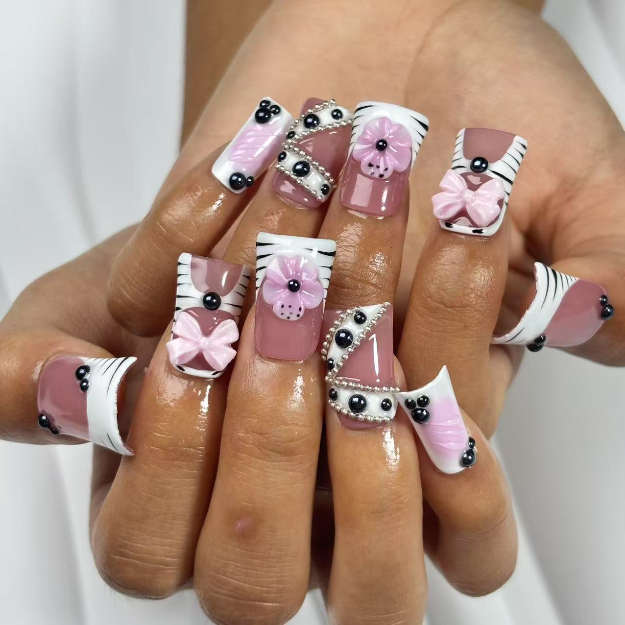 Pink Zebra Chic Handmade Nails L268