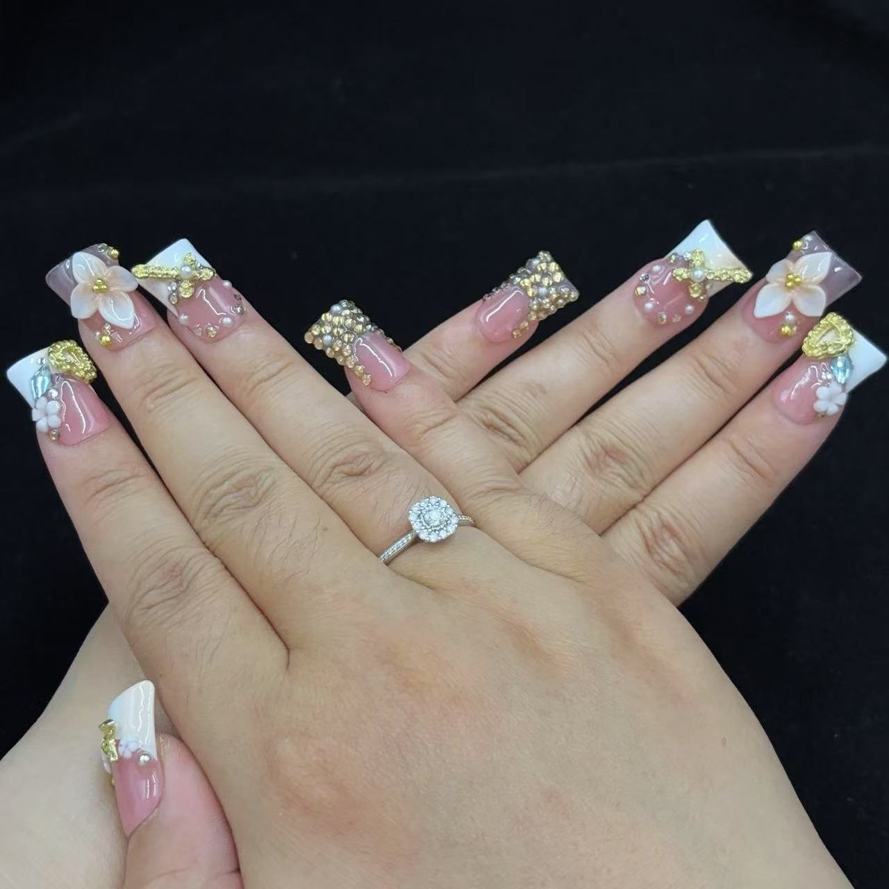 Elegant Blush Handmade Nails L272