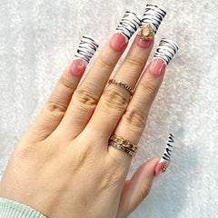 ZebraGlam Handmade Duck Nails M002