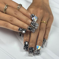 Gothic Glamour Handmade Nails L274