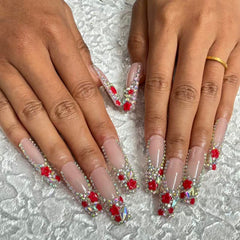 Glamorous Bling Handmade Nails D040