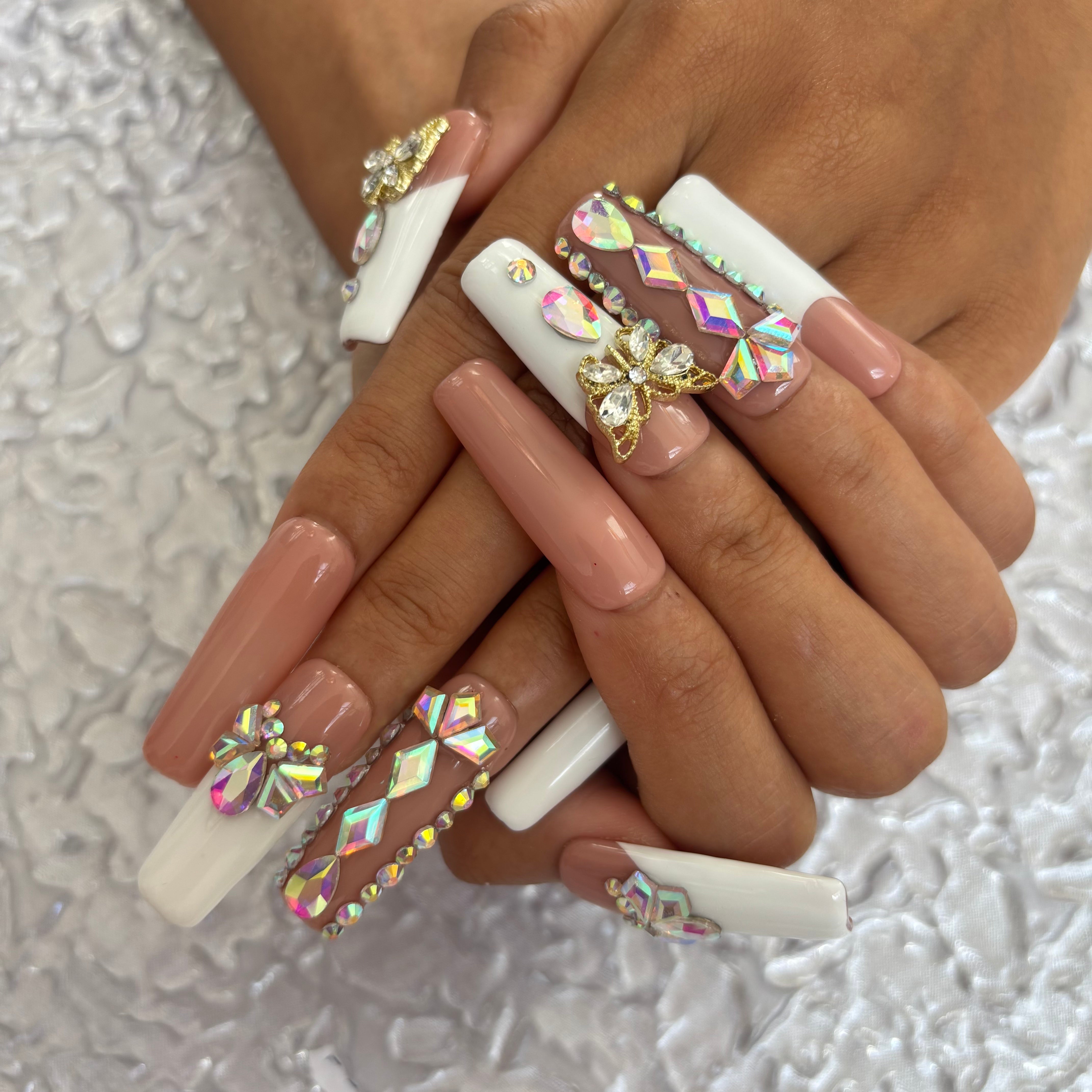 Sparkling Butterfly Handmade Nails D045