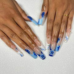 Azure Floral Handmade Nails D033