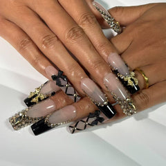 Elegant Bow & Crystal Handmade Nails D037