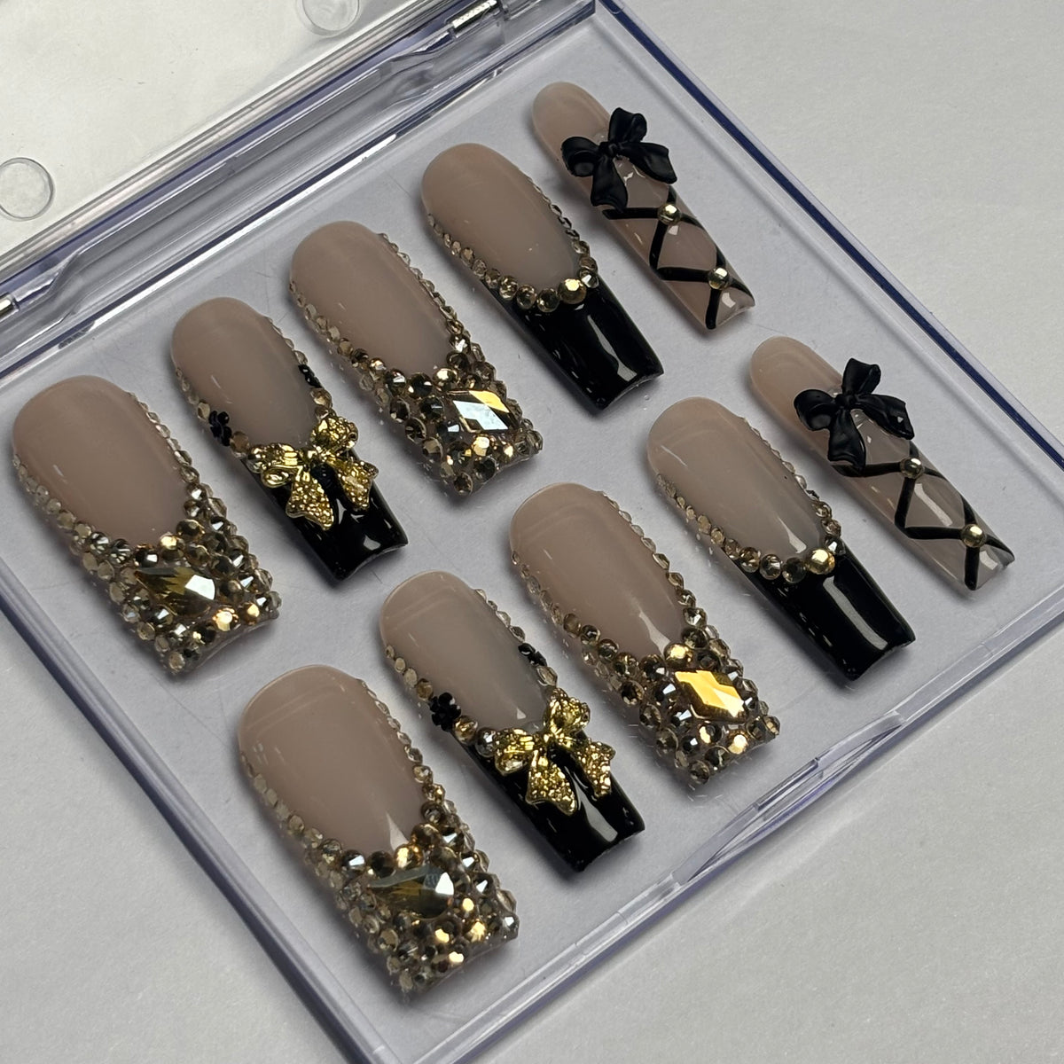 Elegant Bow & Crystal Handmade Nails D037