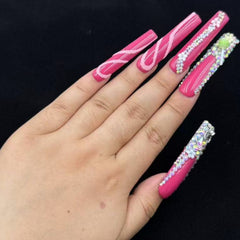 PinkTwistGlamour Handmade Nails G002